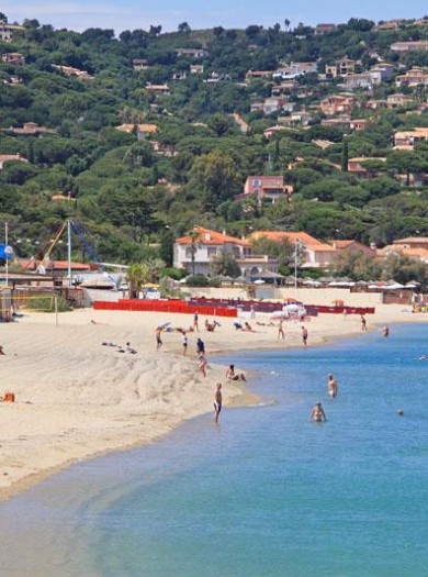 Zu Fuß zum Strand