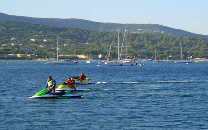 Les Elephants de Mer JetSki