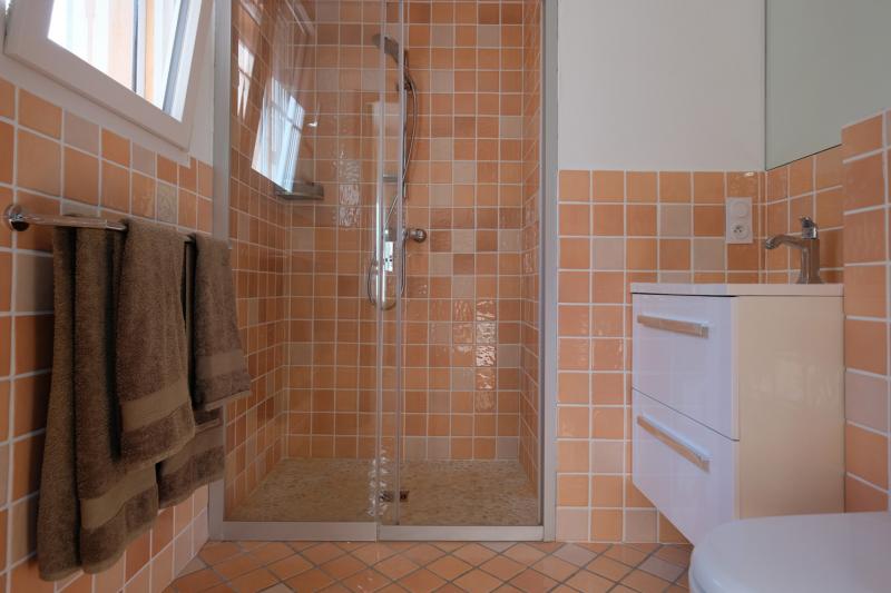 Badezimmer bei Schlafzimmer 3