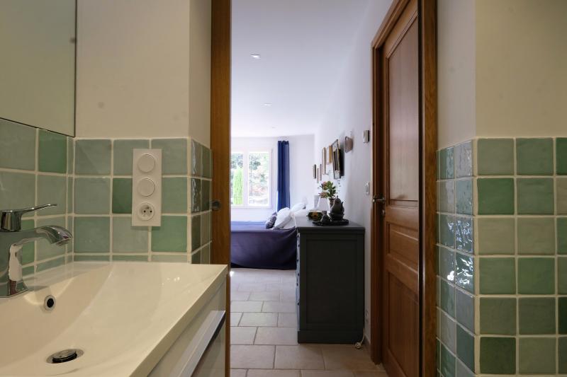 Badezimmer bei Schlafzimmer 2