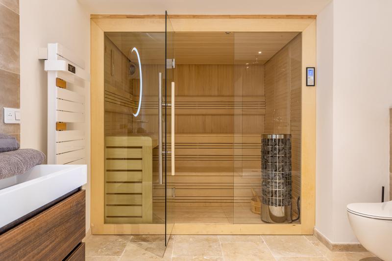 Private Sauna im Hauptschlafzimmer