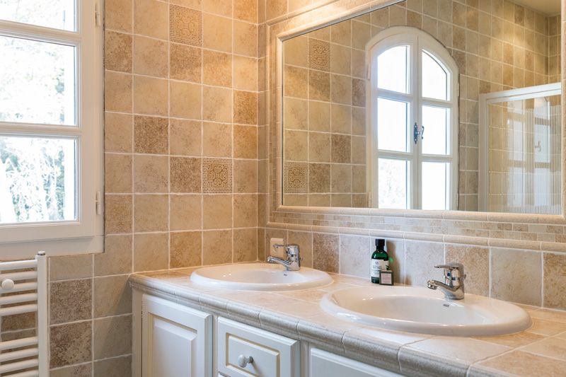 Badezimmer auf der 1. Etage Badezimmer auf der 1. Etage