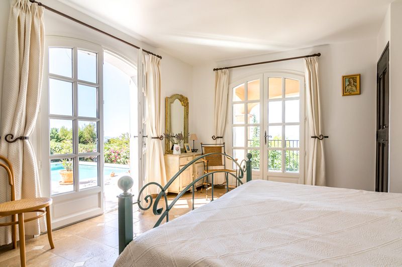 Schlafzimmer 1 Ebene des Wohnzimmers Schlafzimmer 1 Ebene des Wohnzimmers