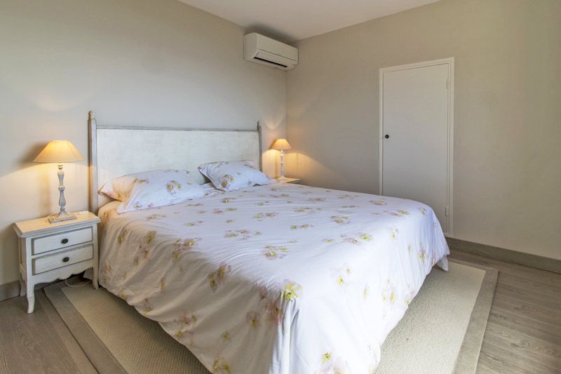 2. Schlafzimmer